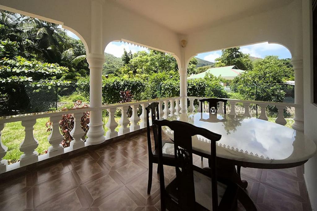 Coco Bay Villa เบเซนต์แอนน์ ภายนอก รูปภาพ