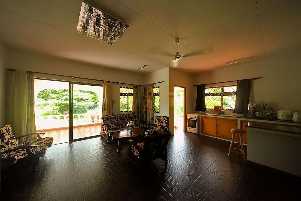 Coco Bay Villa เบเซนต์แอนน์ ภายนอก รูปภาพ